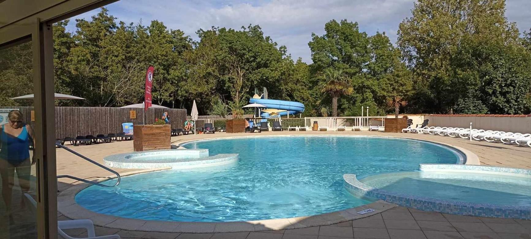 Mobilhome L'Oasis Camping Le Clos Cottet Angles  المظهر الخارجي الصورة